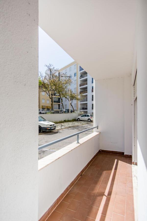 Encosta Da Marina Family Apartment Портиман Екстериор снимка