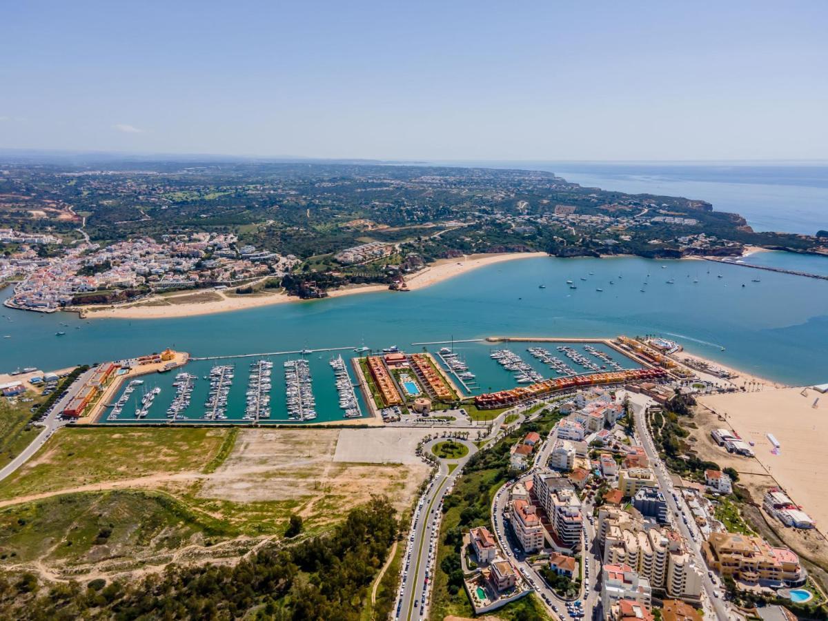Encosta Da Marina Family Apartment Портиман Екстериор снимка