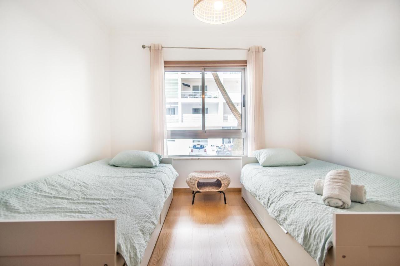 Encosta Da Marina Family Apartment Портиман Екстериор снимка