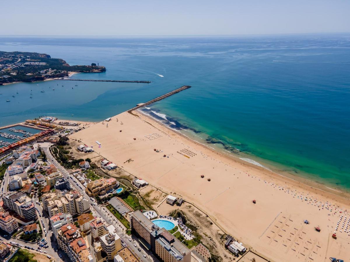 Encosta Da Marina Family Apartment Портиман Екстериор снимка