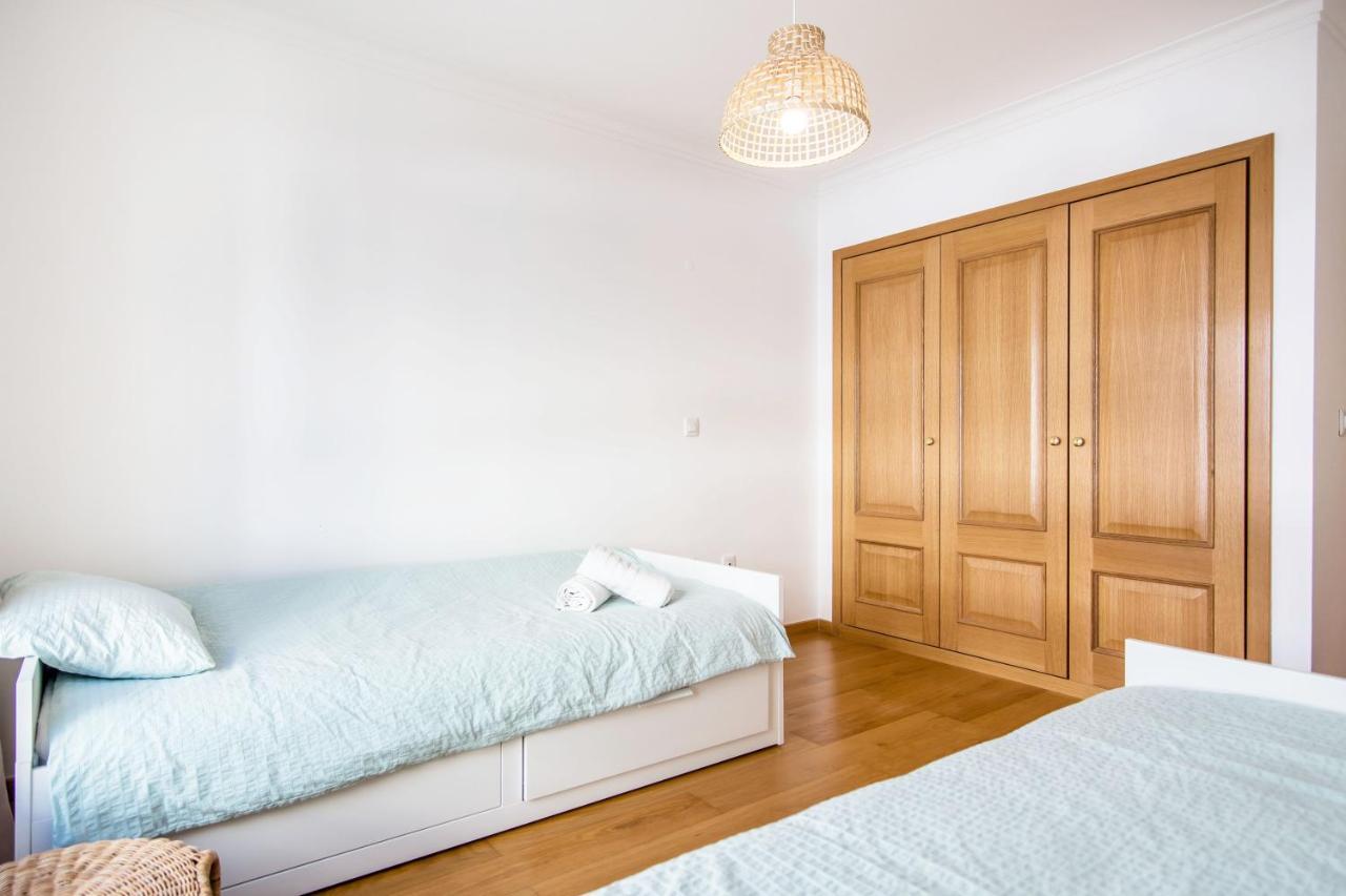 Encosta Da Marina Family Apartment Портиман Екстериор снимка