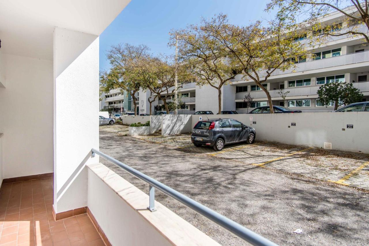 Encosta Da Marina Family Apartment Портиман Екстериор снимка